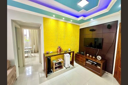 Apartamento à venda com 60m², 3 quartos e 1 vaga Apartamento à venda com 60m², 3 quartos e 1 vagaSala