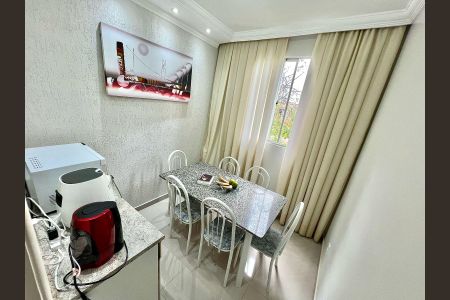 Apartamento à venda com 60m², 3 quartos e 1 vaga Apartamento à venda com 60m², 3 quartos e 1 vagaSala de Jantar