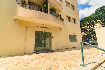 Apartamento à venda com 58m², 3 quartos e 1 vaga Apartamento à venda com 58m², 3 quartos e 1 vagaFachada