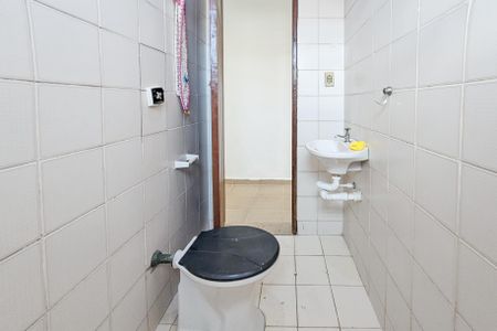 Apartamento para alugar com 70m², 2 quartos e 1 vaga Apartamento para alugar com 70m², 2 quartos e 1 vagaBanheiro