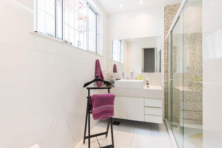 Casa à venda com 600m², 4 quartos e sem vagaBanheiro 1