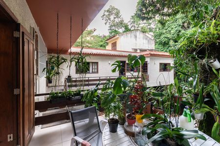 Casa à venda com 600m², 4 quartos e sem vagaVaranda