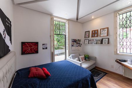 Casa à venda com 600m², 4 quartos e sem vagaSuíte 2