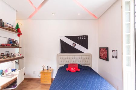 Casa à venda com 600m², 4 quartos e sem vagaSuíte 2