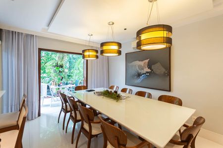 Casa à venda com 600m², 4 quartos e sem vagaSala de Jantar