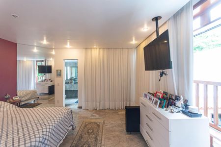 Casa à venda com 600m², 4 quartos e sem vagaSuíte 1