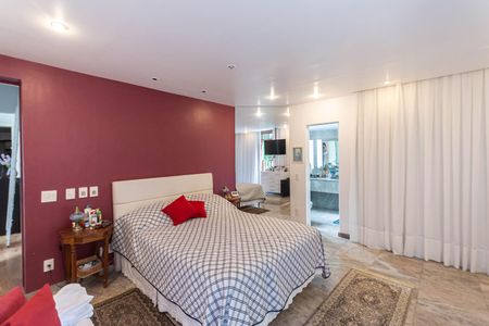 Casa à venda com 600m², 4 quartos e sem vagaSuíte 1