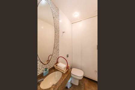 Casa à venda com 600m², 4 quartos e sem vagaLavabo 2