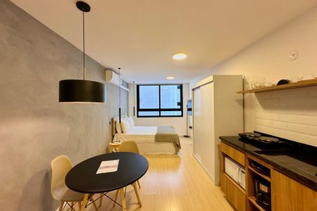 Apartamento para alugar com 31m², 1 quarto e sem vagaSala/Quarto