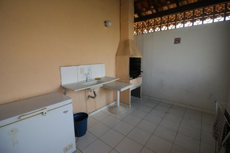 Apartamento para alugar com 45m², 2 quartos e 1 vagaÁrea comum - Churrasqueira