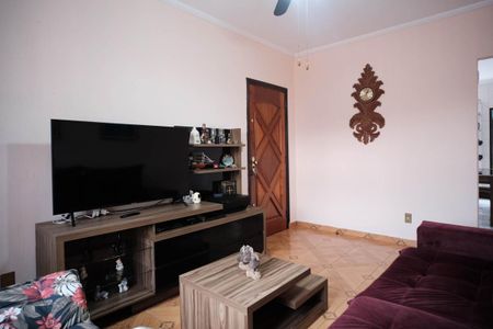 Casa à venda com 190m², 5 quartos e 4 vagasSala