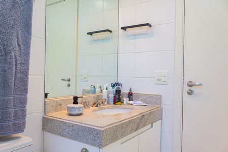 Apartamento à venda com 226m², 3 quartos e 4 vagasBanheiro Social