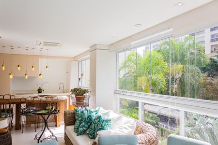 Apartamento à venda com 226m², 3 quartos e 4 vagasVaranda gourmet