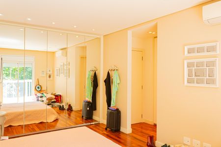 Apartamento à venda com 226m², 3 quartos e 4 vagasSuíte