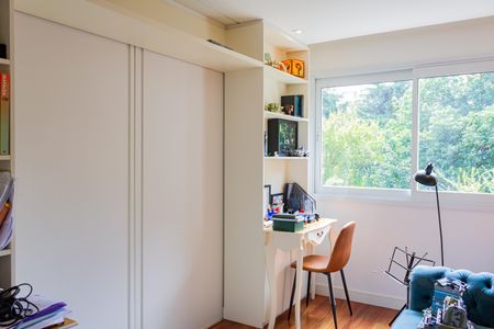 Apartamento à venda com 226m², 3 quartos e 4 vagasSala 2