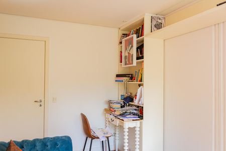 Apartamento à venda com 226m², 3 quartos e 4 vagasSala 2