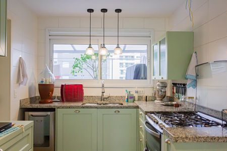 Apartamento à venda com 226m², 3 quartos e 4 vagasCozinha