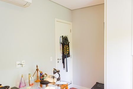 Apartamento à venda com 226m², 3 quartos e 4 vagasQuarto 1