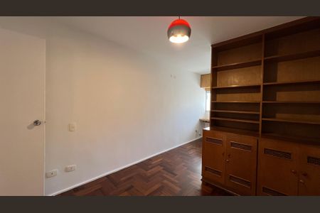 Apartamento à venda com 225m², 3 quartos e 2 vagas Apartamento à venda com 225m², 3 quartos e 2 vagasQuarto 2