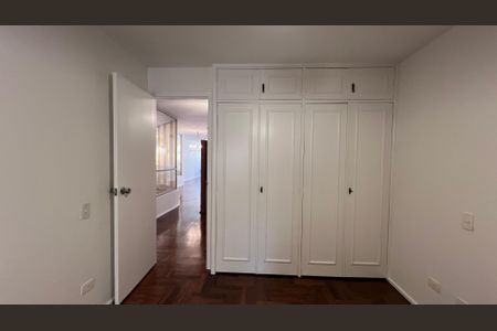 Apartamento à venda com 225m², 3 quartos e 2 vagas Apartamento à venda com 225m², 3 quartos e 2 vagasQuarto 3