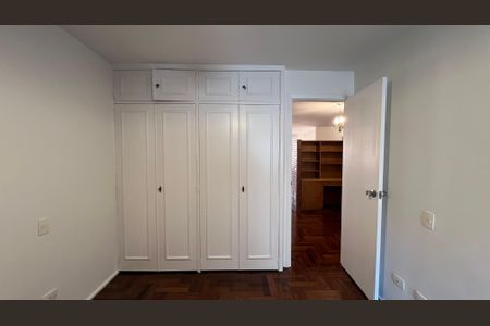 Apartamento à venda com 225m², 3 quartos e 2 vagas Apartamento à venda com 225m², 3 quartos e 2 vagasQuarto 2