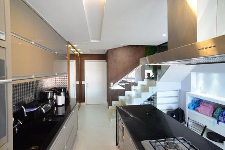 Apartamento à venda com 270m², 3 quartos e 2 vagas Apartamento à venda com 270m², 3 quartos e 2 vagasCozinha