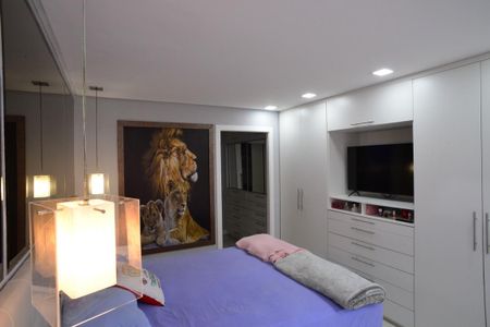 Apartamento à venda com 270m², 3 quartos e 2 vagas Apartamento à venda com 270m², 3 quartos e 2 vagasSuíte Principal