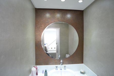 Apartamento à venda com 270m², 3 quartos e 2 vagas Apartamento à venda com 270m², 3 quartos e 2 vagasLavabo