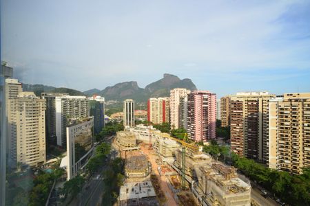 Apartamento à venda com 270m², 3 quartos e 2 vagas Apartamento à venda com 270m², 3 quartos e 2 vagasVista da Varanda