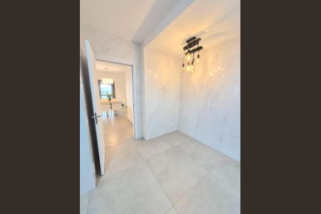 Apartamento à venda com 160m², 3 quartos e 2 vagasCozinha