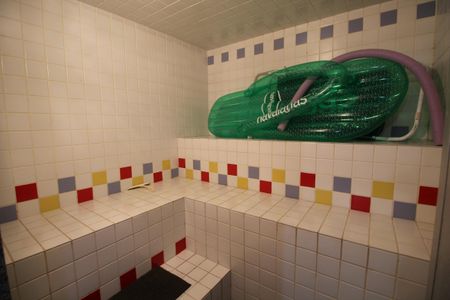 Casa de condomínio à venda com 390m², 4 quartos e 2 vagasSauna