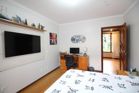 Casa de condomínio à venda com 390m², 4 quartos e 2 vagasQuarto 3 - Suíte