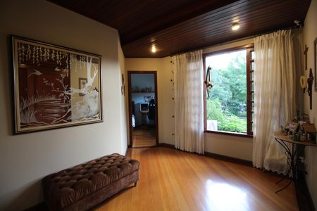 Casa de condomínio à venda com 390m², 4 quartos e 2 vagasHall dos Quartos