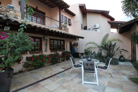 Casa de condomínio à venda com 390m², 4 quartos e 2 vagasÁrea Externa