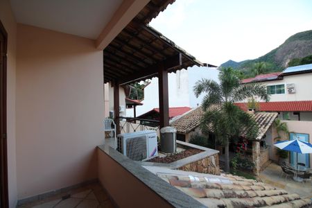 Casa de condomínio à venda com 390m², 4 quartos e 2 vagasQuarto 3 - Varanda