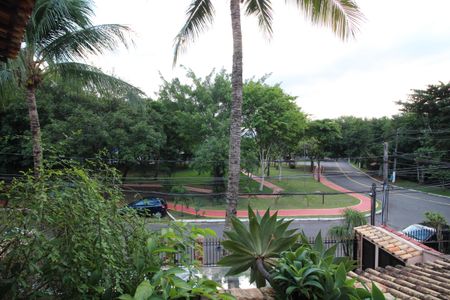 Casa de condomínio à venda com 390m², 4 quartos e 2 vagasHall dos Quartos - Vista