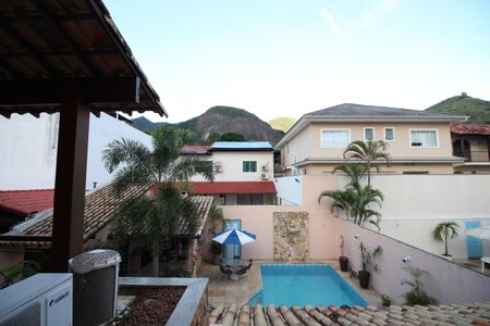 Casa de condomínio à venda com 390m², 4 quartos e 2 vagasQuarto 3 - Vista
