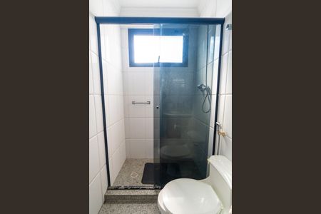 Apartamento à venda com 180m², 3 quartos e 4 vagasBanheiro da Suíte 2 Detalhe