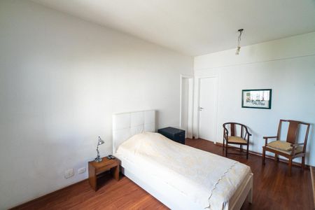 Apartamento à venda com 180m², 3 quartos e 4 vagasSuite 1