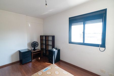 Apartamento à venda com 180m², 3 quartos e 4 vagasSuite 2