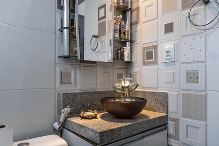 Apartamento para alugar com 75m², 3 quartos e 1 vaga Apartamento para alugar com 75m², 3 quartos e 1 vagaBanheiro