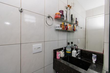Casa de condomínio à venda com 87m², 2 quartos e 1 vagaBanheiro