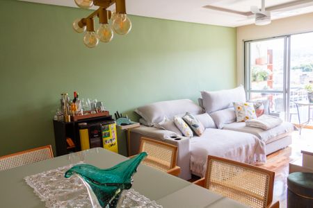 Apartamento à venda com 78m², 3 quartos e 1 vagaSala