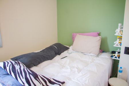 Apartamento à venda com 78m², 3 quartos e 1 vagaQuarto 2