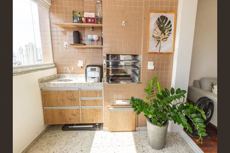 Apartamento à venda com 75m², 2 quartos e 3 vagasVaranda