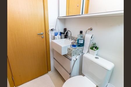 Apartamento à venda com 75m², 2 quartos e 3 vagasBanheiro da Suíte