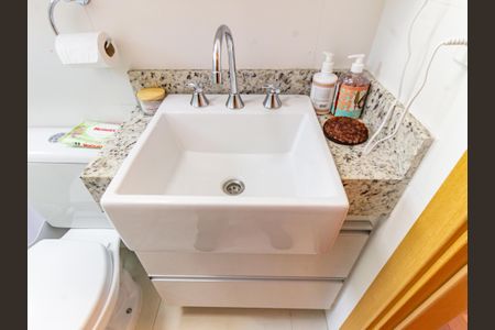 Apartamento à venda com 75m², 2 quartos e 3 vagasBanheiro