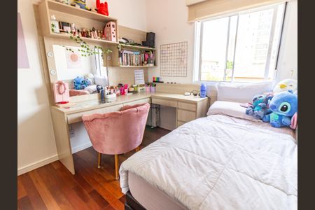 Apartamento à venda com 75m², 2 quartos e 3 vagasQuarto