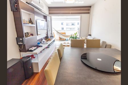 Apartamento à venda com 75m², 2 quartos e 3 vagasSala