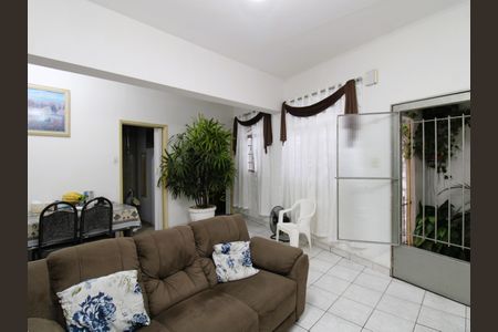 Casa para alugar com 185m², 2 quartos e 3 vagasSala